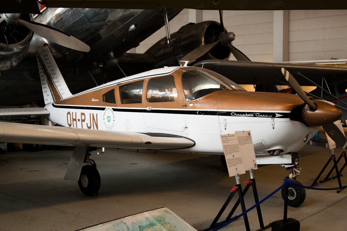 Piper Cherokee Arrow, побывавший на пяти континентах Piper Cherokee Arrow, побывавший на пяти континентах
